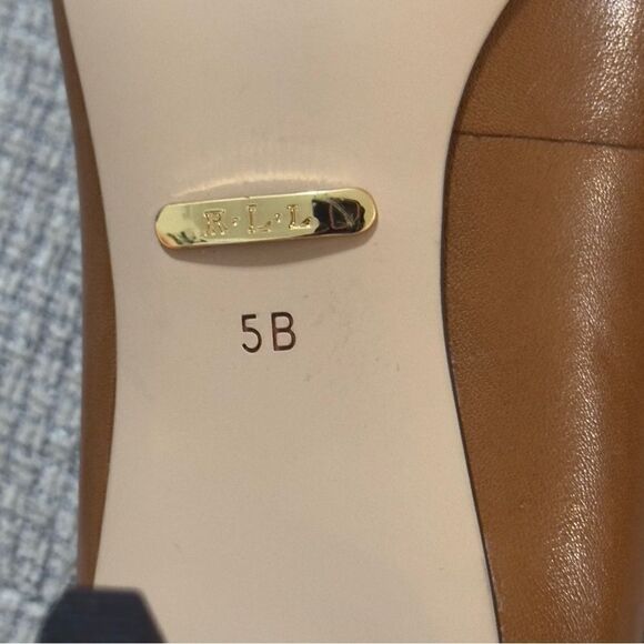 LAUREN Ralph Lauren Deep Saddle Tan Heels NWOB Size 5B - Picture 12 of 12